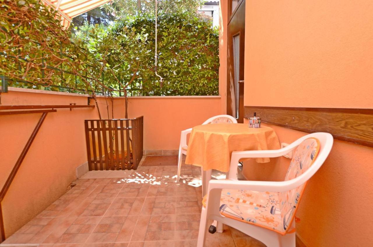 Lili Apartamento Novigrad Istria Exterior foto