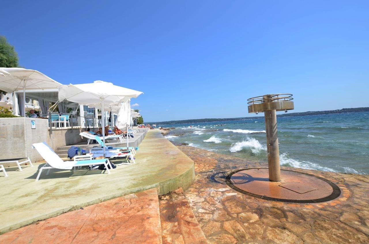 Lili Apartamento Novigrad Istria Exterior foto